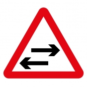 Two way traffic crossing ahead road sign (522)