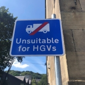Unsuitable for HGVs Road Sign