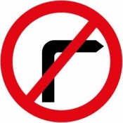 No Right Turns Sign (612)